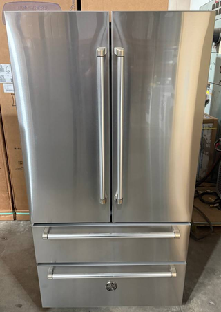 Bertazzoni 36" French Door Refrigerator REF36X (Open Box)