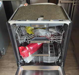 Bosch 24" Panel Ready Dishwasher SHV89PW73N (Open Box)
