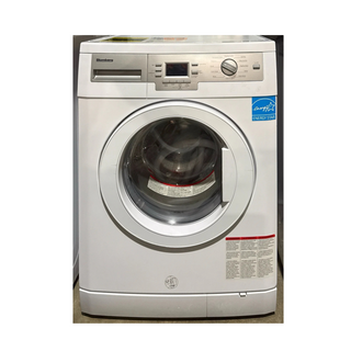Blomberg 24" Front-Load Washer WM77120 (Open Box)