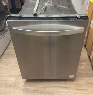 Whirlpool 24" Fully Integrated Dishwasher WDT750SAKZ (Open Box)