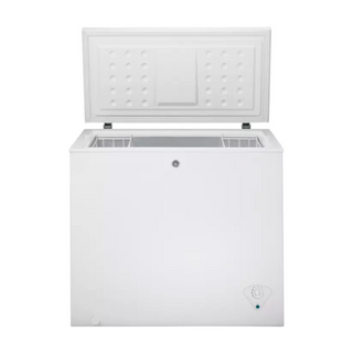 GE - 7.0 cu. ft. Manual Defrost Chest Freezer - FCM7SKWW