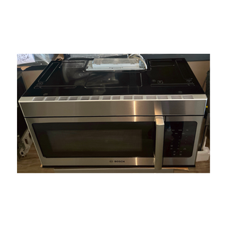 Bosch - 30 inch Over-the-Range Microwave Oven - HMV3053U