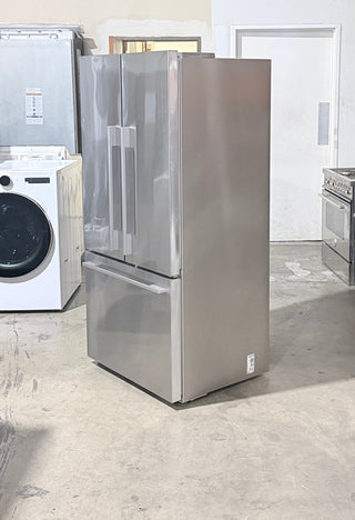 Fisher & Paykel RF170ADX4N 30 inch French Door Refrigerator, Side View - Open Box | Appliance Key 