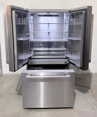LG STUDIO SRFB27S3 36 inch Counter Depth French Door Refrigerator - Open Box, interior view