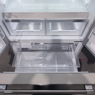 Thermador T36FT820NS 36" French Door Refrigerator - Open Box, freezer interior view