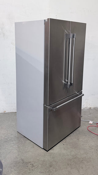Thermador T36FT820NS 36" French Door Refrigerator - Open Box, side view