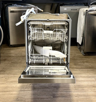 Miele G4228SCU Stainless Steel Interior and Racks – Open Box