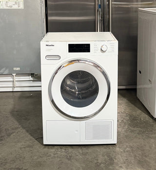 Miele TXI680WP 24 inch Heat Pump Dryer white - Open Box