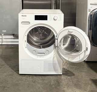 Miele TXI680WP 24 inch Heat Pump Dryer Interior view, White - Open Box