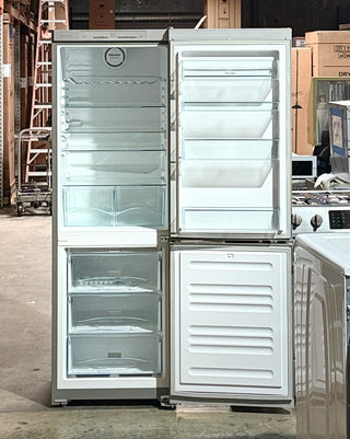 Open box Miele KFN12823SD 24-inch bottom freezer refrigerator in stainless steel – Interior view