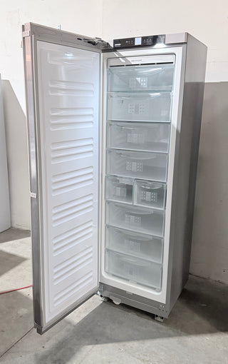 Liebherr F-1051 24" Built-In All Freezer - Open Box, interior view