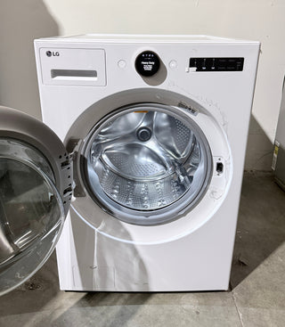 LG WM6500HWA 27 inch Front Load Washer - Open Box, interior view