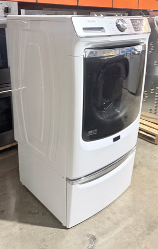 Maytag MHW8630HW 27 inch Front Load Washer with Pedestal - Open Box, side view