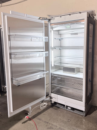 Thermador T36IF905SP 36 inch Freedom Series Built-In Freezer Column (Panel Ready) - Open Box, side interior view