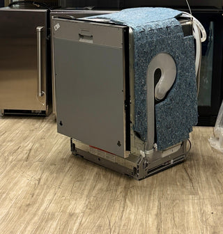 Thermador DWHD660EPR 24” panel-ready dishwasher, Side view