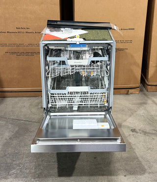 Miele G7106SCU 24" Built-In Dishwasher Clean Touch Steel, Interior View