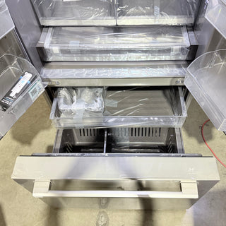 LG STUDIO SRFB27S3 36 inch Counter Depth French Door Refrigerator - Open Box, interior view freezer
