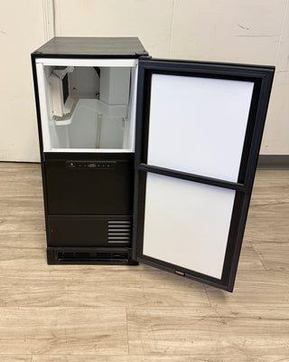 U-Line CLR1215INT-40B 15 inch Panel Ready Clear Ice Machine - Open Box, interior view 