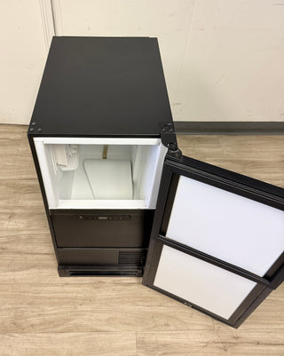 U-Line CLR1215INT-40B 15 inch Panel Ready Clear Ice Machine - Open Box, top interior view