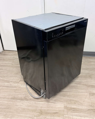 Blomberg DWT25502B 24" Built-In Dishwasher in Black - Open Box, side view