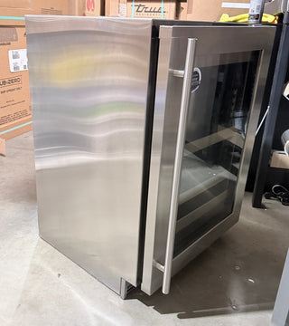U-Line UHBV524-SG01A 24 inch Beverage Center - Open Box, side view