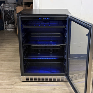 Azure A224BEV-S 24 inch Beverage Center - Interior View
