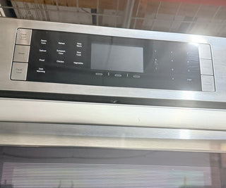 Bosch HSLP451UC 30 inch Electric Steam Wall Oven, Scratch on door handle - Open Box | Appliance Key