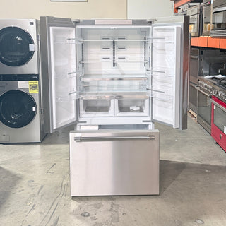Thermador T36FT820NS 36" French Door Refrigerator, Interior View - Open Box | Appliance Key