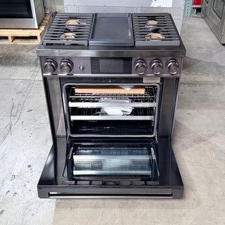Dacor DOP36M94DLM 36 inch Professional Dual Fuel Range, Interior View – Open Box | Appliance Key