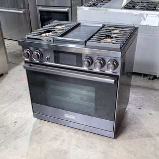 Dacor DOP36M94DLM 36 inch Professional Dual Fuel Range, Side View – Open Box | Appliance Key