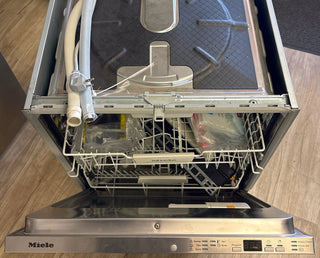 Miele 24-inch Fully Integrated Panel Ready Dishwasher with AutoSensor, Interior View, Model G5051SCVi (Open Box)