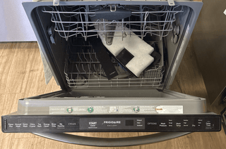 Frigidaire 24" Integrated Dishwasher FGID2466QF (Open Box)