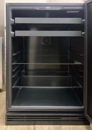 U-Line - 24 inch Beverage Center with 5.5 Cu. Ft. Capacity -  UHBV124-IS01A Open Box
