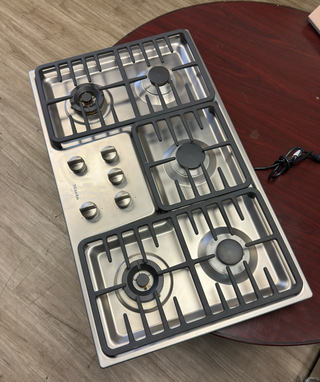 Miele KM3475G  36" Stainless Steel Gas Cooktop - Open Box, 5 Sealed Burners