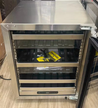 U-Line - 24 inch Beverage Center with LED Lighting - UHBV524-SG01A Open Box